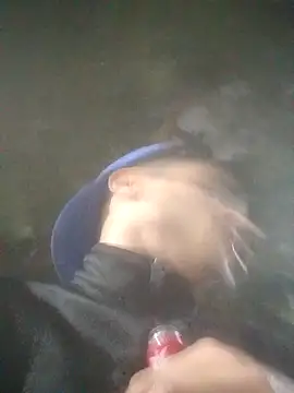 Veww1313 online show from October 2, 2025, 7:37 am