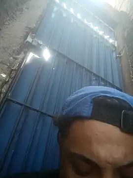 Veww1313 online show from October 16, 2025, 1:23 pm