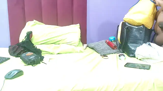 NaughtyChubbyZoe online show from November 20, 2025, 7:13 pm