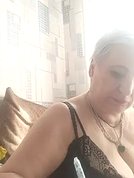 StarNicole online show from April 29, 2026, 8:40 am