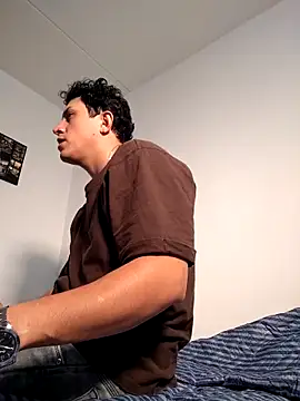 douglaszaens online show from March 25, 2026, 2:50 am