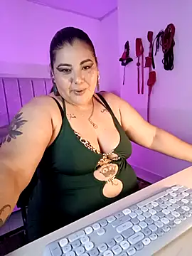 Snapshot of AndreaKinky chatting on September 19, 2025, 8:16 am AndreaKinky online show from September 19, 2025, 8:16 am