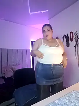 Snapshot of AndreaKinky chatting on September 27, 2025, 3:00 am AndreaKinky online show from September 27, 2025, 3:00 am