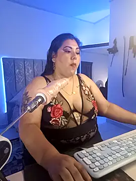 Snapshot of AndreaKinky chatting on October 14, 2025, 8:26 am AndreaKinky online show from October 14, 2025, 8:26 am