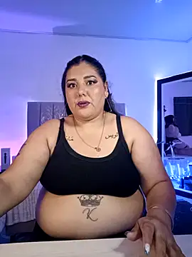 AndreaKinky online show from December 17, 2025, 8:53 am