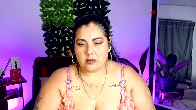 AndreaKinky online show from June 16, 2026, 10:23 pm