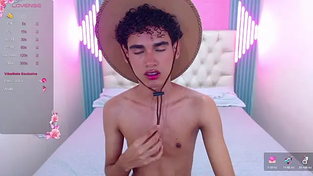 Blake Mils online show from September 23, 2025, 8:45 pm