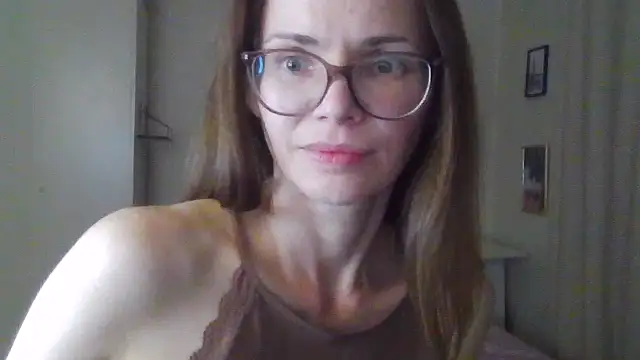 Snapshot of SEA_Dream chatting on April 26, 2026, 6:05 pm SEA Dream online show from April 26, 2026, 6:05 pm