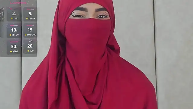 Snapshot of _Zahiira_ chatting on September 26, 2025, 11:47 am  Zahiira  online show from September 26, 2025, 11:47 am