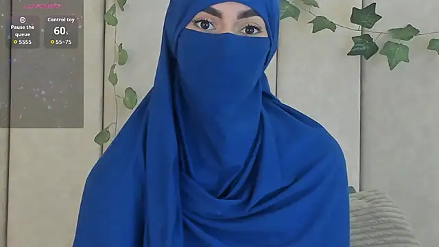 Snapshot of _Zahiira_ chatting on October 7, 2025, 12:13 pm  Zahiira  online show from October 7, 2025, 12:13 pm