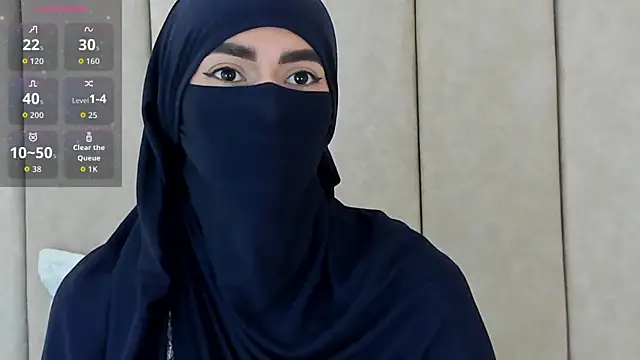 Snapshot of _Zahiira_ chatting on October 30, 2025, 12:06 pm  Zahiira  online show from October 30, 2025, 12:06 pm