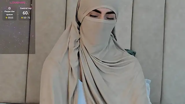  Zahiira  online show from November 29, 2025, 12:08 pm