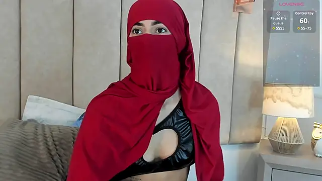  Zahiira  online show from May 12, 2026, 11:29 am