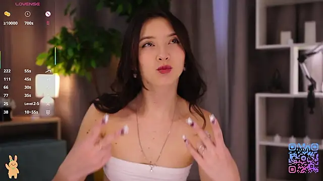 Snapshot of DaisyBlaze chatting on February 20, 2026, 4:42 am DaisyBlaze online show from February 20, 2026, 4:42 am