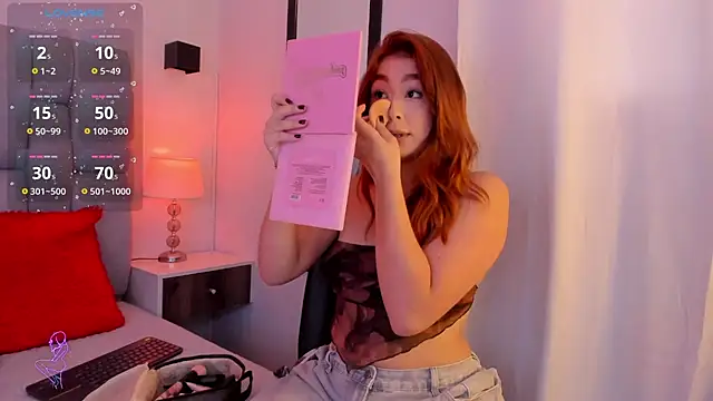 Mia volkova online show from December 1, 2025, 12:54 pm