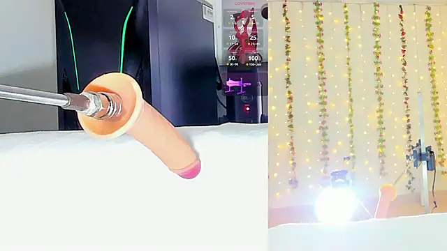 Snapshot of Kitty__Rose__ chatting on February 14, 2026, 10:12 am Kitty Rose online show from February 14, 2026, 10:12 am