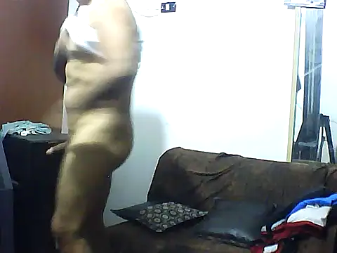 Snapshot of sexigym35 chatting on October 17, 2025, 3:10 am sexigym35 online show from October 17, 2025, 3:10 am