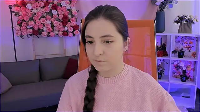 VirtuallVoyant online show from February 2, 2026, 7:29 am