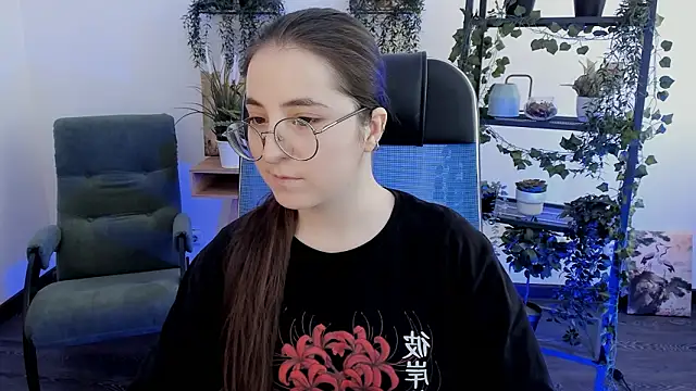 Snapshot of VirtuallVoyant chatting on March 13, 2026, 7:15 am VirtuallVoyant online show from March 13, 2026, 7:15 am