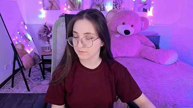 Snapshot of VirtuallVoyant chatting on March 20, 2026, 5:18 pm VirtuallVoyant online show from March 20, 2026, 5:18 pm