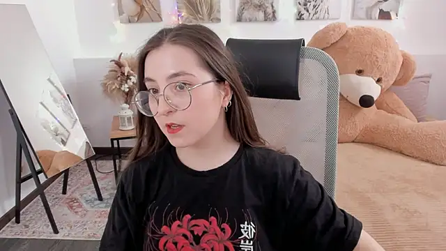 Snapshot of VirtuallVoyant chatting on March 27, 2026, 8:26 am VirtuallVoyant online show from March 27, 2026, 8:26 am