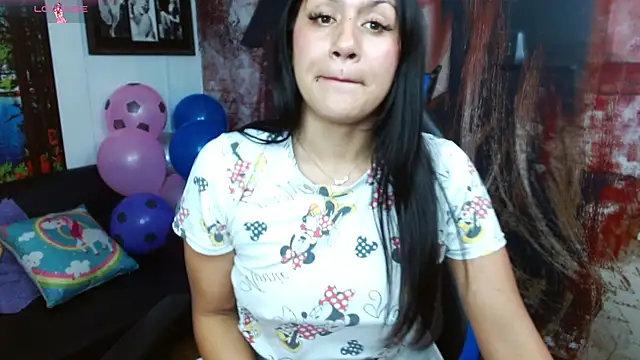 gigi gilt  online show from June 19, 2026, 9:07 pm