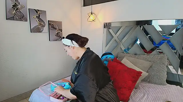 Rossi ss1 online show from January 17, 2026, 4:50 am