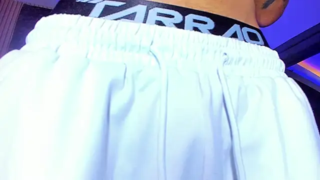 hot alpha boys online show from September 18, 2025, 1:18 am