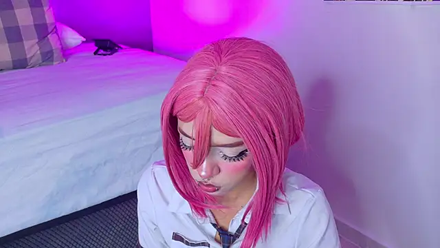 Taylorsmitth  online show from January 19, 2026, 12:09 pm