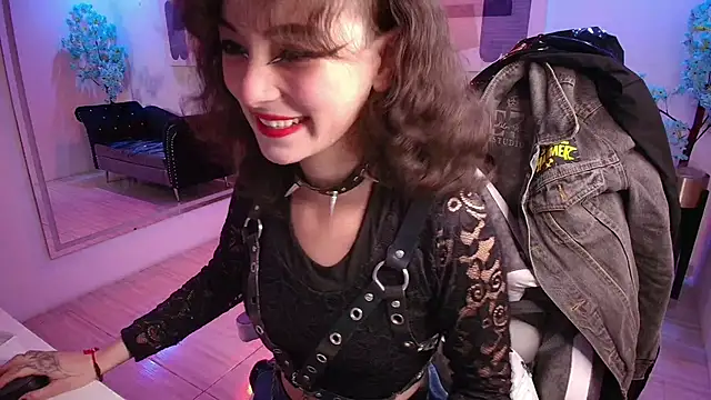 Snapshot of Infernus_vana666 chatting on October 15, 2025, 11:21 am Infernus vana666 online show from October 15, 2025, 11:21 am