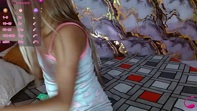 Snapshot of scarlethcooper99 chatting on March 3, 2026, 10:21 am scarlethcooper99 online show from March 3, 2026, 10:21 am