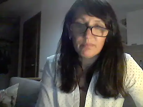 Elena48324 online show from September 29, 2025, 5:18 pm