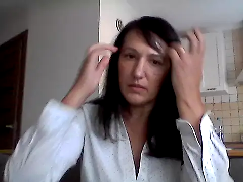 Elena48324 online show from November 2, 2025, 12:18 pm