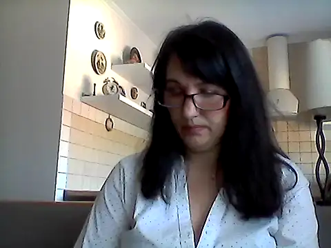 Elena48324 online show from May 3, 2026, 9:04 am