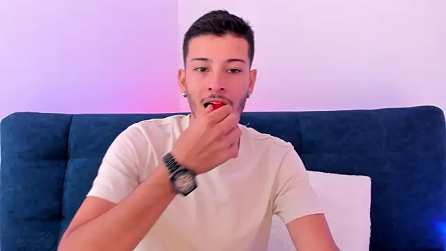  Monster cock4u  online show from September 10, 2025, 6:30 pm