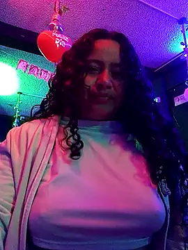 Snapshot of Yaya_watson chatting on October 1, 2025, 7:42 pm Yaya watson online show from October 1, 2025, 7:42 pm