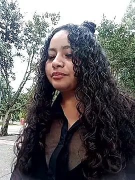 Snapshot of Yaya_watson chatting on October 8, 2025, 7:33 pm Yaya watson online show from October 8, 2025, 7:33 pm