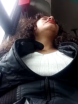 Snapshot of Yaya_watson chatting on October 20, 2025, 8:53 pm Yaya watson online show from October 20, 2025, 8:53 pm