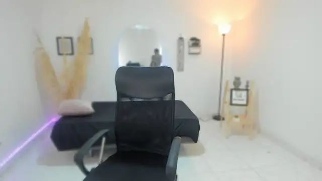 Snapshot of AbonySex69 chatting on October 23, 2025, 5:44 pm AbonySex69 online show from October 23, 2025, 5:44 pm