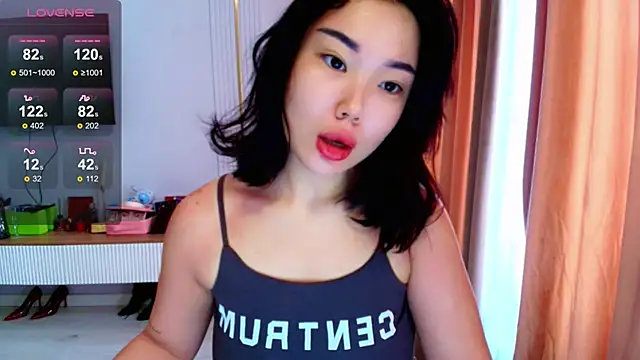 hwa rin online show from December 14, 2025, 7:36 am