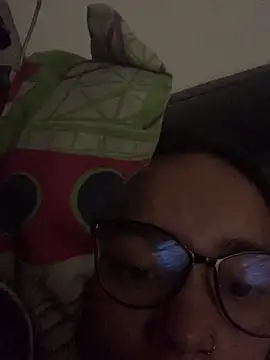 Snapshot of Dafne_Mel chatting on September 12, 2025, 2:17 pm Dafne Mel online show from September 12, 2025, 2:17 pm