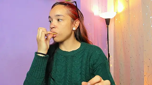 Dafne Mel online show from March 3, 2026, 2:56 pm