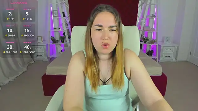 Sofii darling online show from April 23, 2026, 4:53 pm