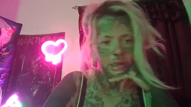 thedragonqueen online show from September 11, 2025, 4:51 pm
