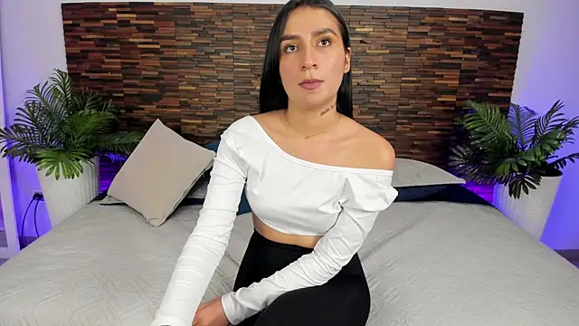 debra win online show from November 25, 2025, 6:02 am