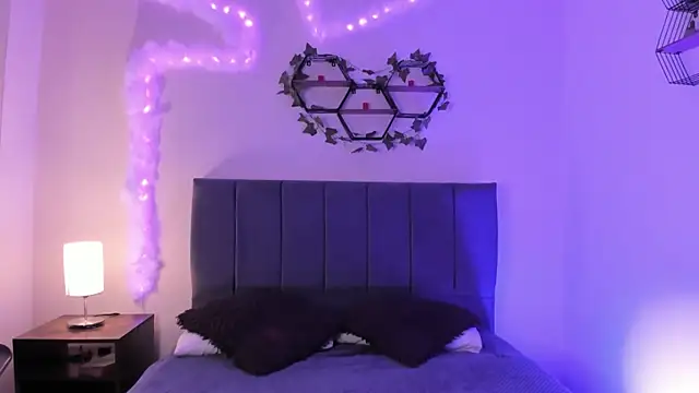 Snapshot of Ambar_gh1 chatting on October 7, 2025, 7:33 pm Ambar gh1 online show from October 7, 2025, 7:33 pm