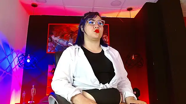 Lilih golden online show from September 23, 2025, 11:46 am