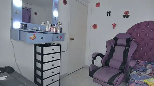 soffy rosses online show from June 21, 2026, 1:52 am