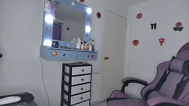 soffy rosses online show from June 25, 2026, 2:00 am