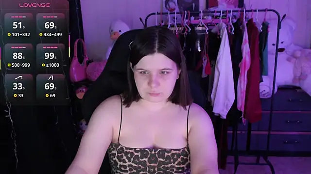 AmyVibess online show from May 2, 2026, 6:02 pm